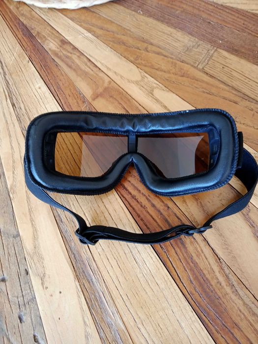 Gogle na narty lustrzane  i  nie tylko lekkie nowe