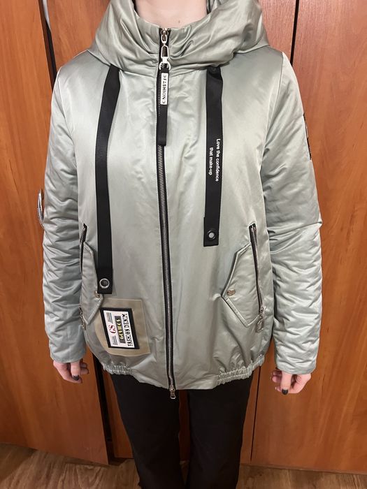 Куртка жіноча осіння