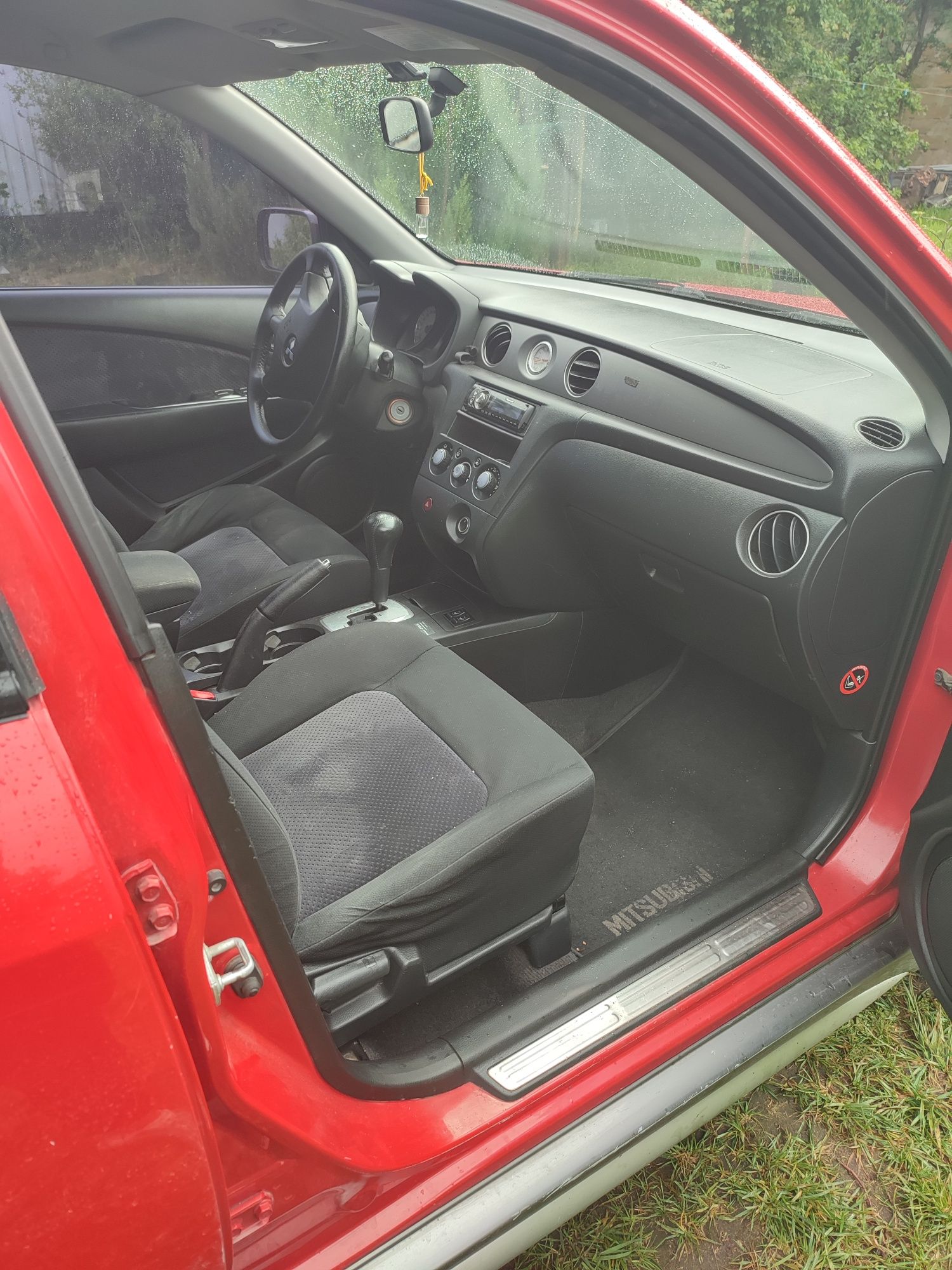 Mitsubishi outlander, продам