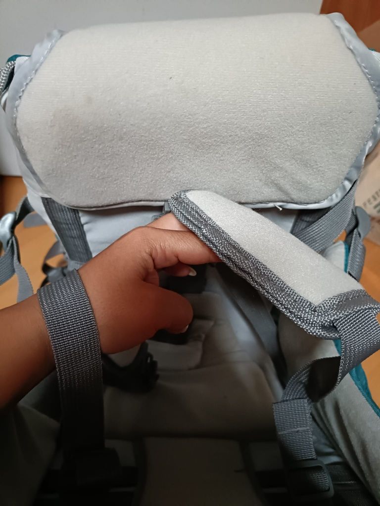 Mochila porta bebé ajustável /ergonómica dos 6 aos 36 meses (até 15kg)