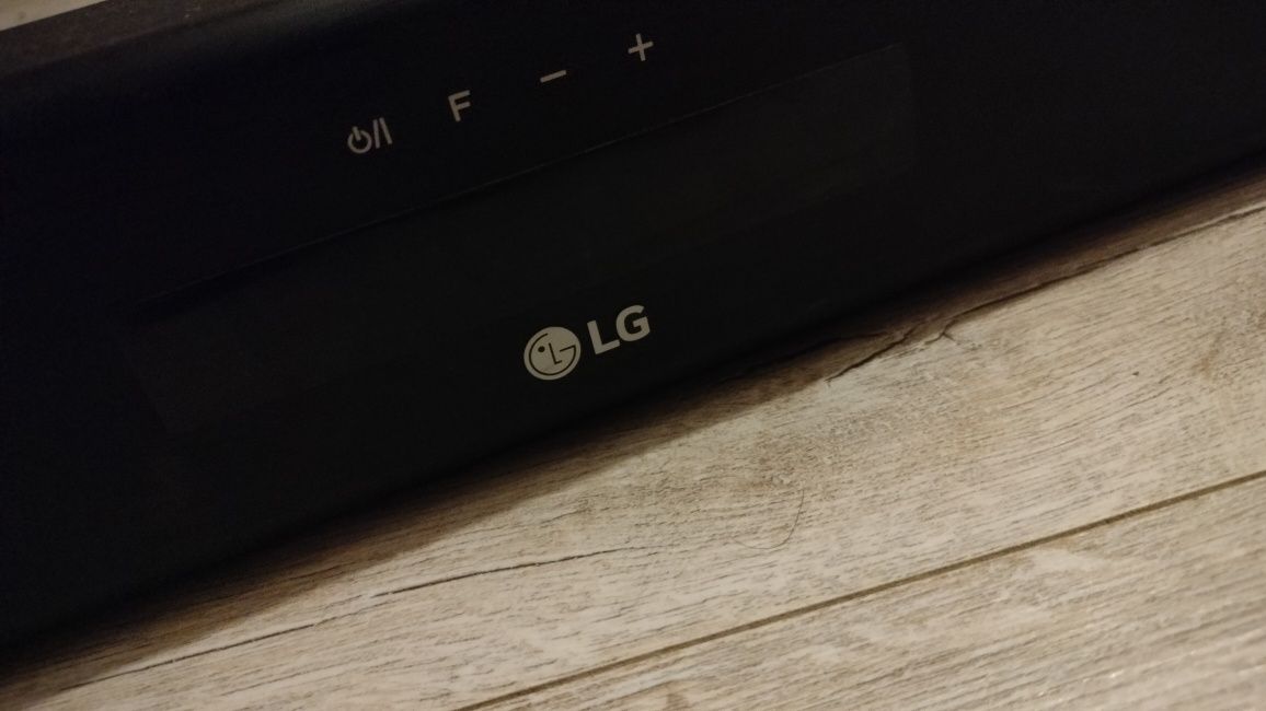 Sprzedam głośniki LG LAS655K