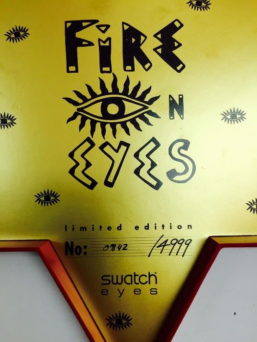 Óculos - Swatch Collectors Christmas Special Fire On Eyes