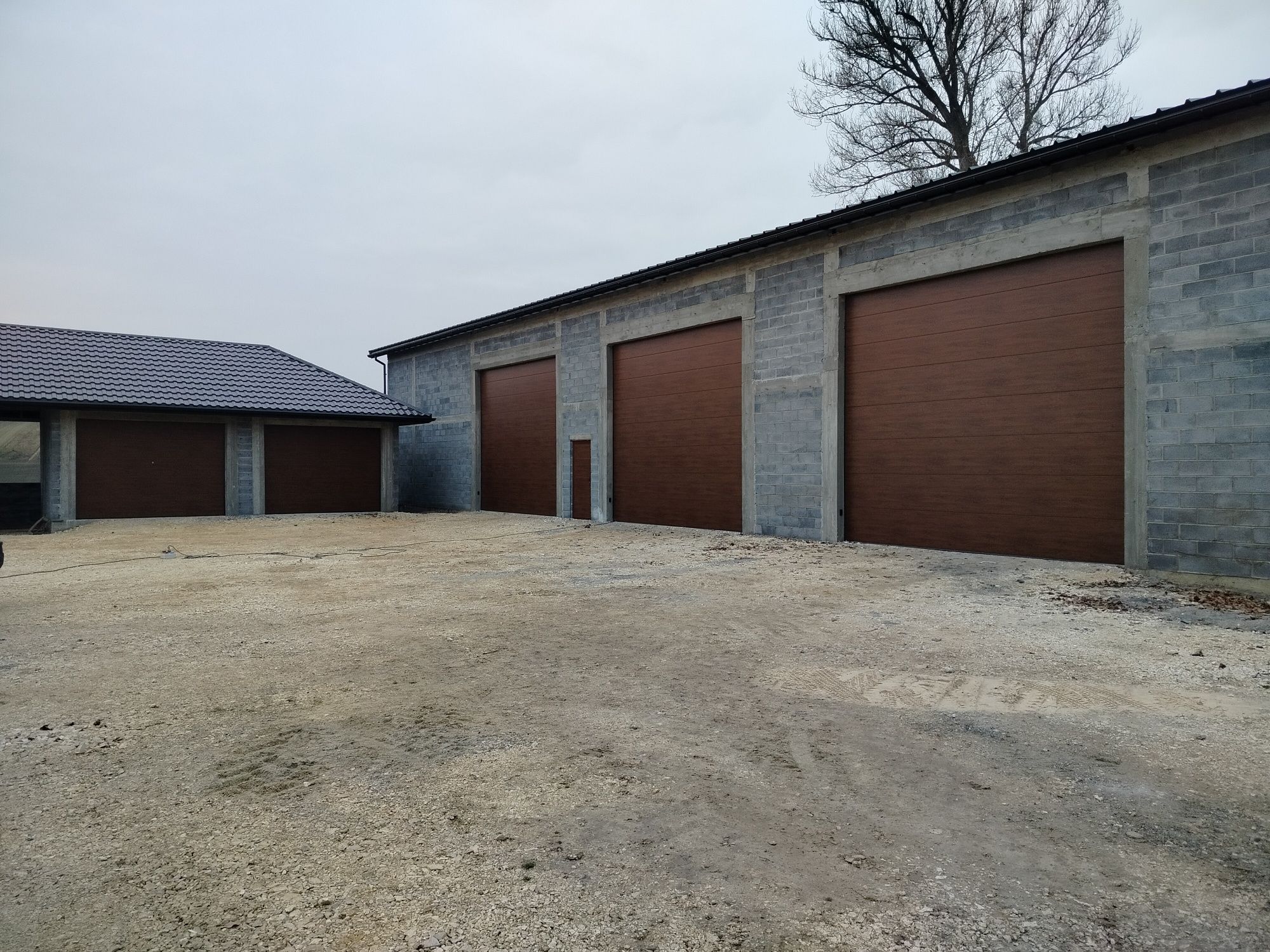 Bramy segmentowe