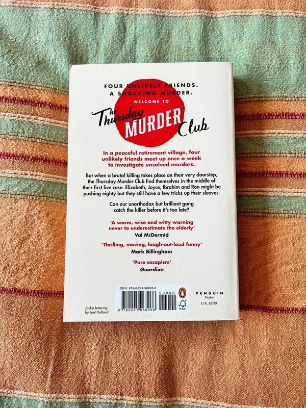 Livro: The Thursday Murder Club by Richard Osman (paperback)
