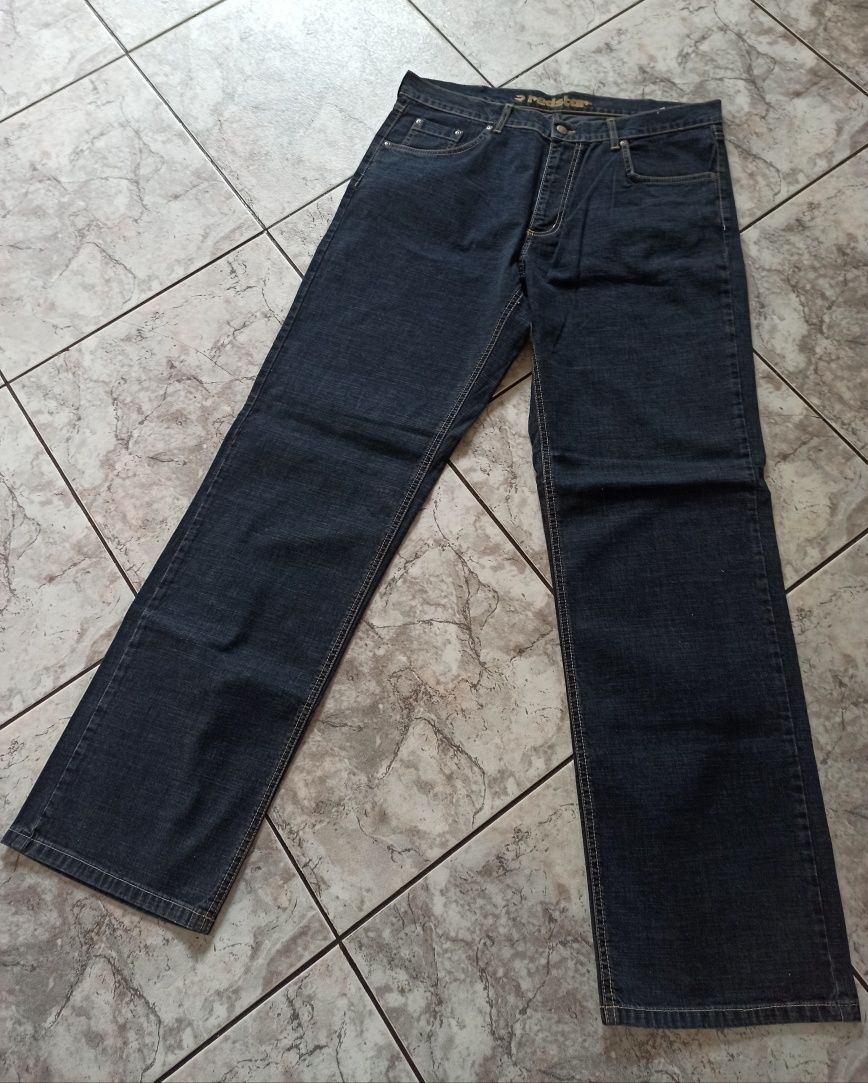 Jeansy męskie granatowe szerszy krój, bardzo długie. Redstar jeans