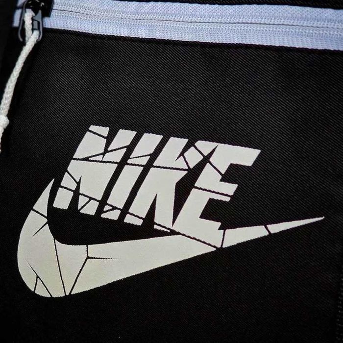 Nike спортивна дорожня сумка - чоловіча водостійка та містка
