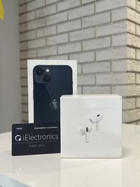 NEW iPhone 13 128 GB Midnight + AirPods Pro