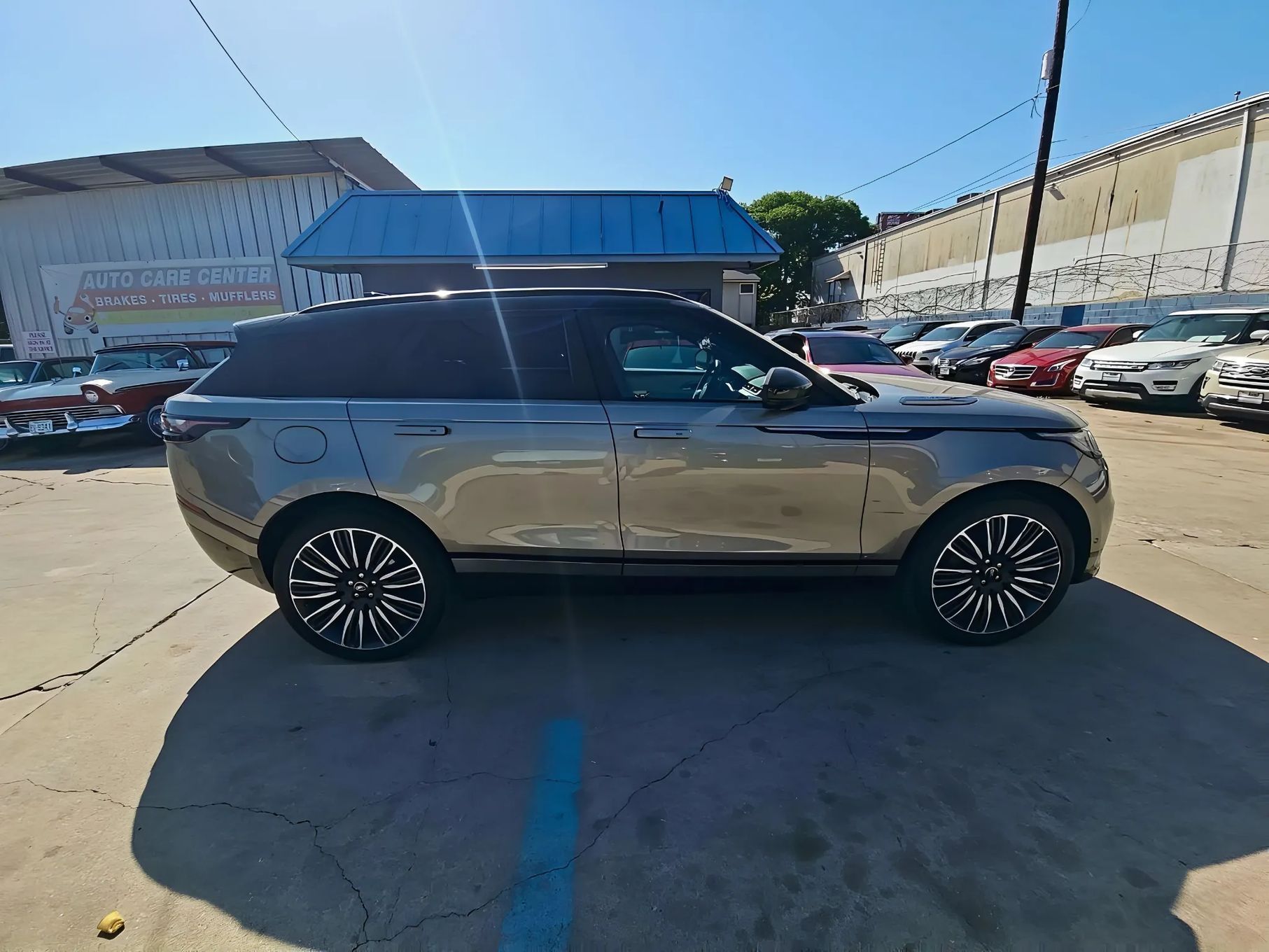 Land Rover Range Rover Velar R-Dynamic SE / 2.0L / Auto Sprawdzone