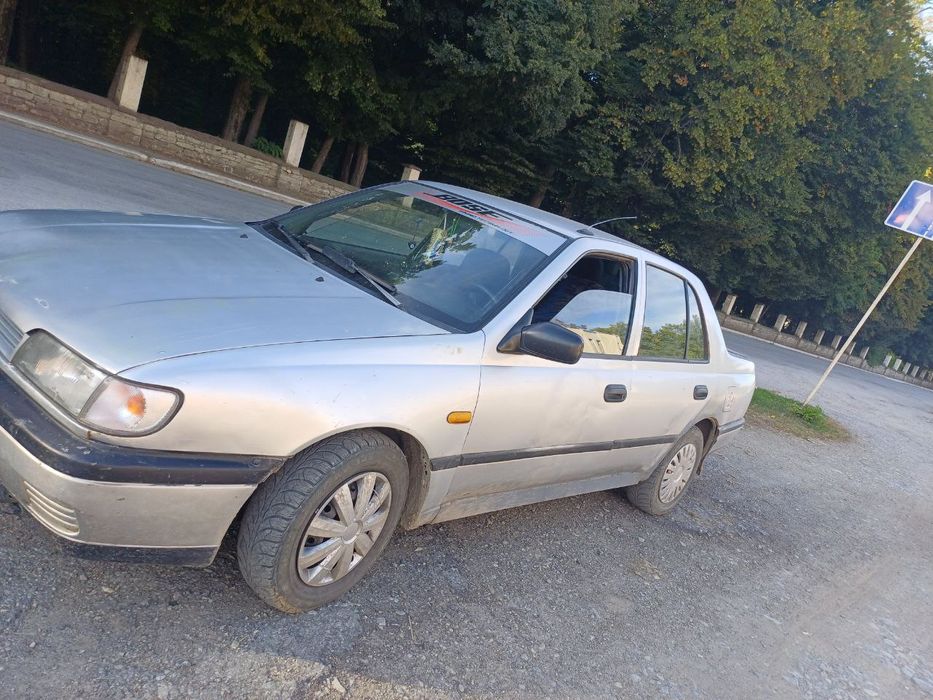 Nissan Sunny 1993 року 2.0 дизель 1200$ На ПРОДАЖ