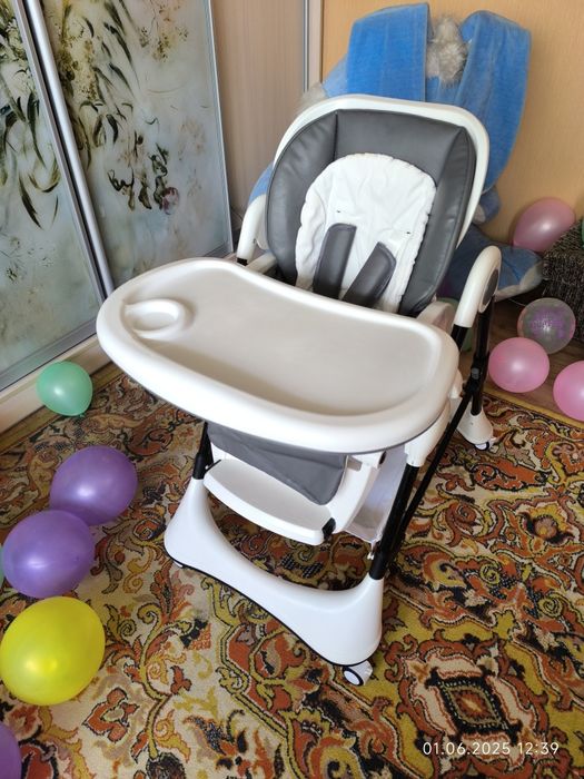 Стул для кормления
