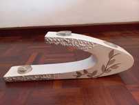 Castiçal de cerâmica decorativa