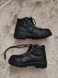 Czarne buty zimowe trekkingowe damskie arco