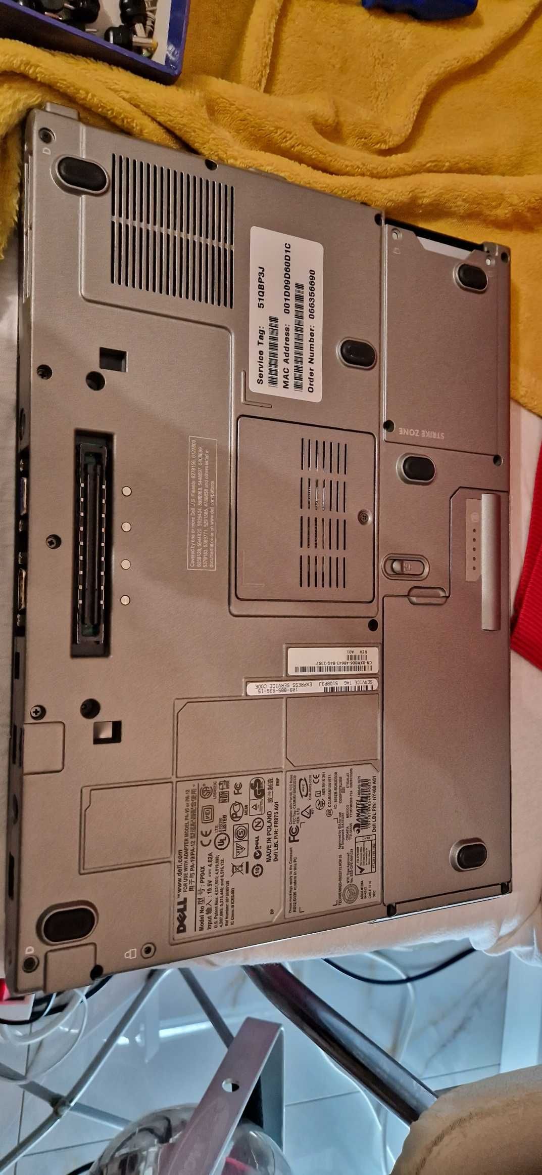 Laptop Dell PP04X