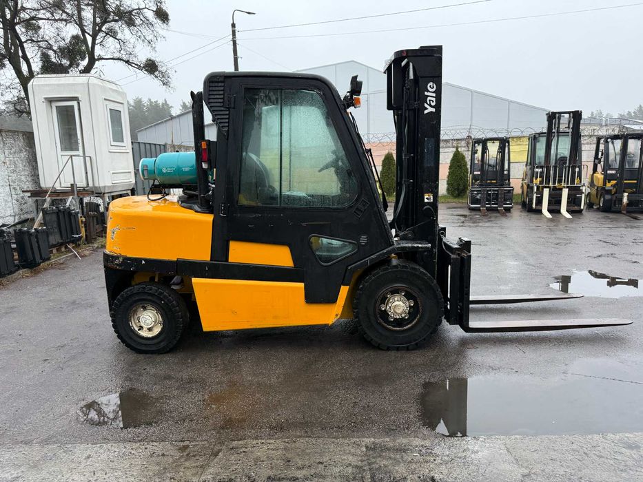 Навантажувач вилковий YALE GLP45MJ