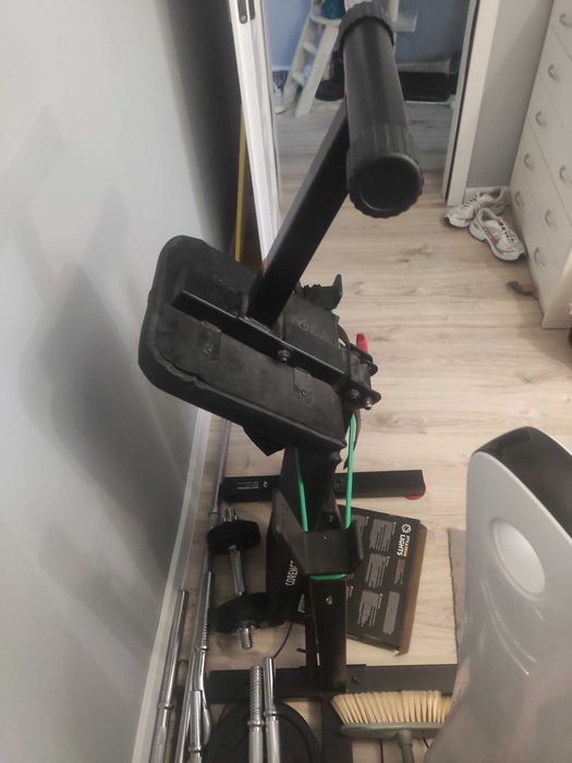 Ławeczka do ćwiczeń zestaw ciężary sztangi hantle