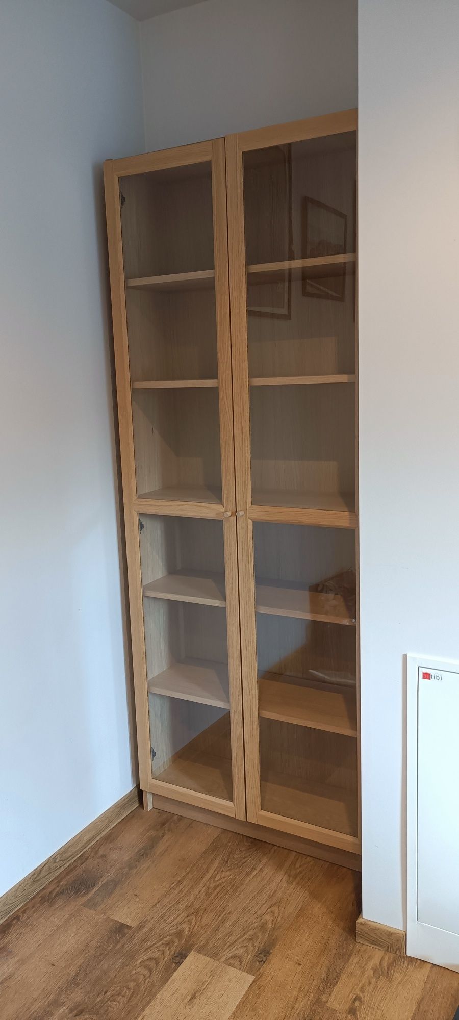 Regał/witryna na książki Ikea BILLY/OXBERG