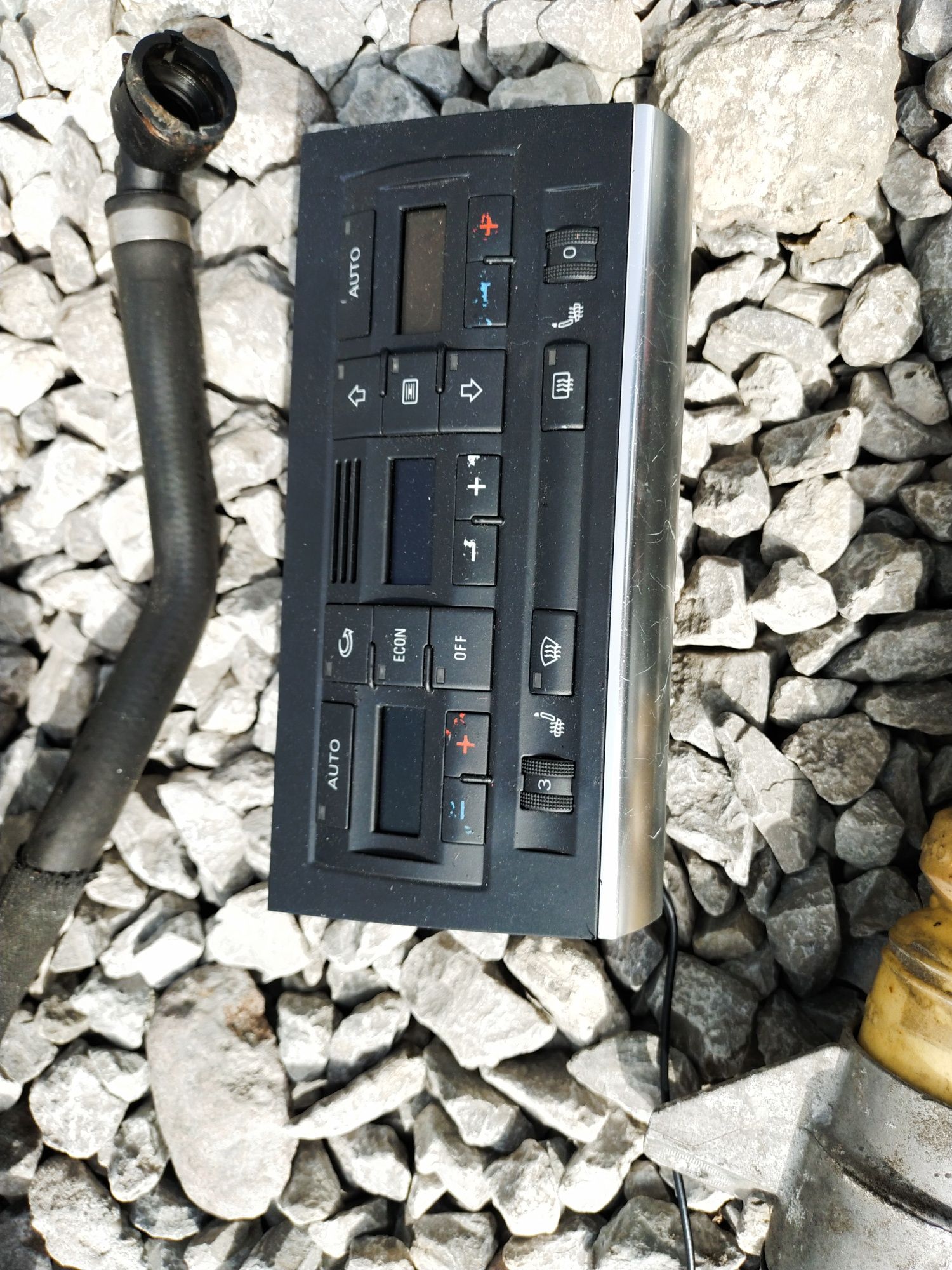 Audi a4 b6 klimatronik 1 din