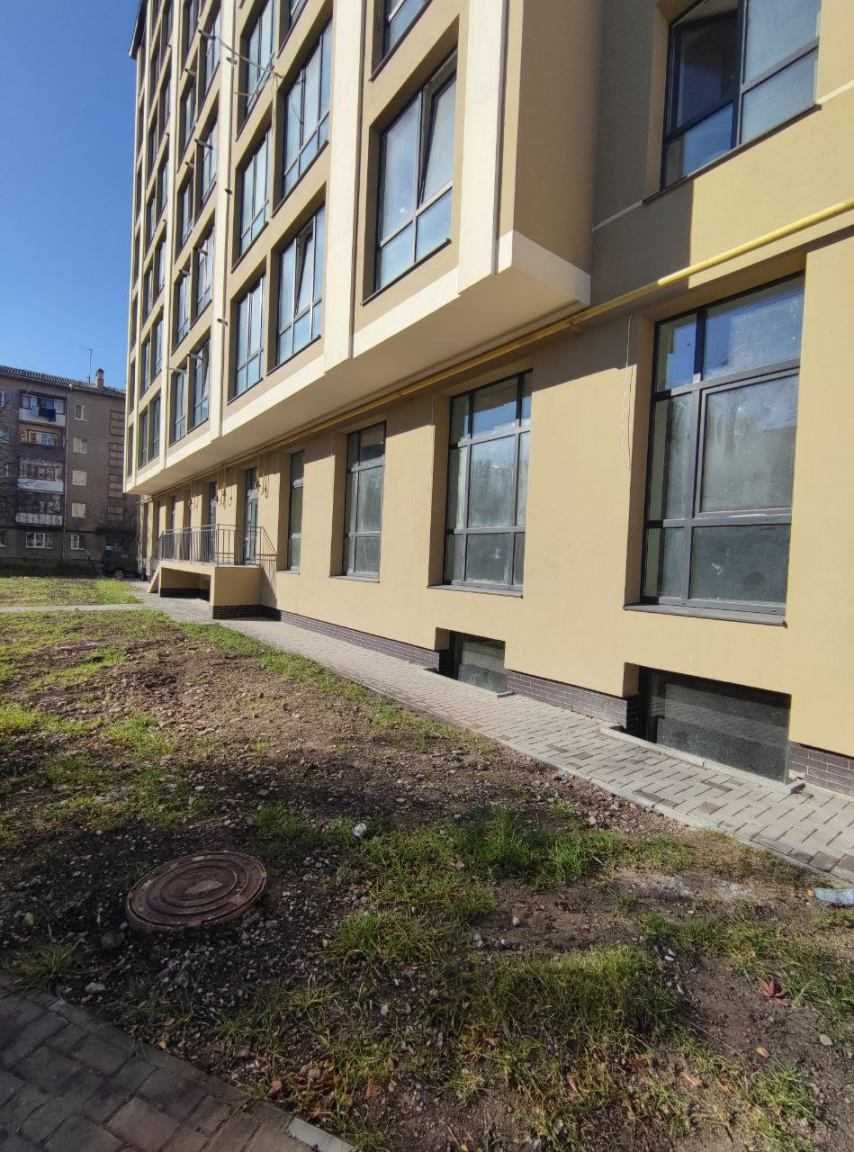 продаж комерційного приміщення в центрі всього по 370 дол м2