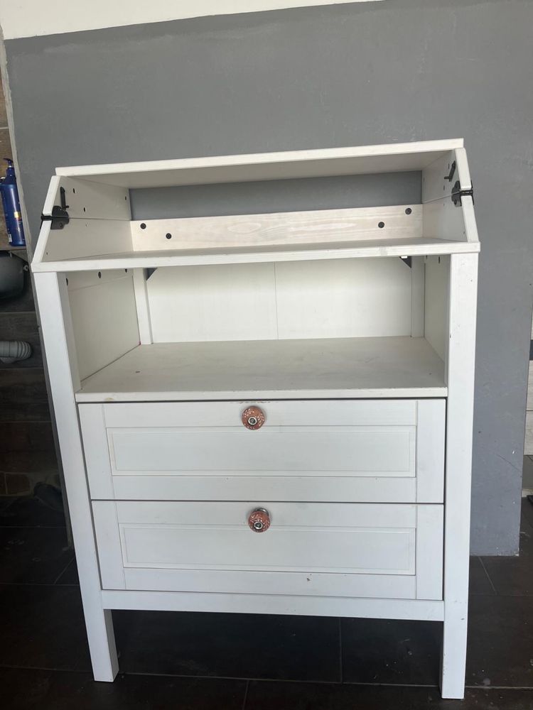 Meble zestaw Sundvik IKEA (szafa i przewijak)