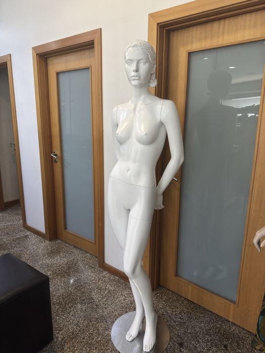 Manequim Feminino