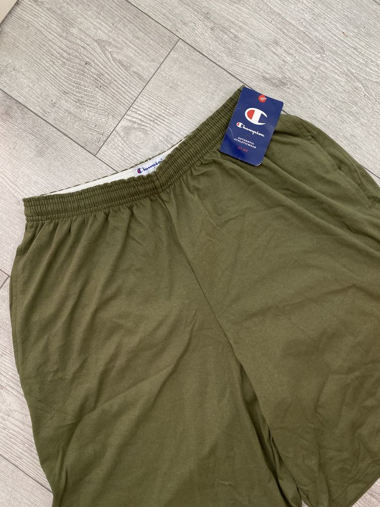 Шорти Champion, new, M