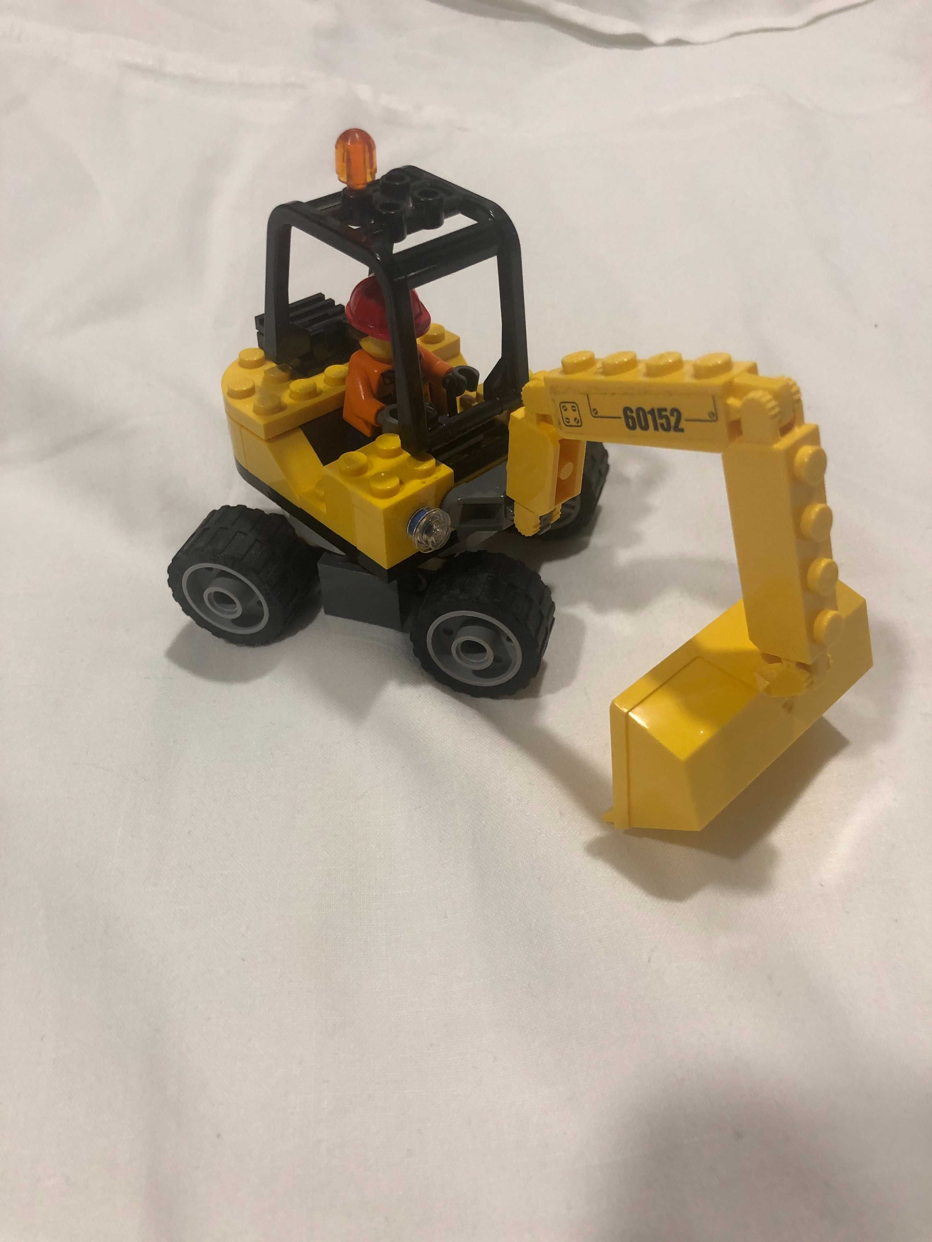 LEGO Sweeper e Escavador