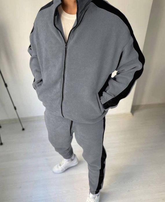 Чоловічий флісовий костюм