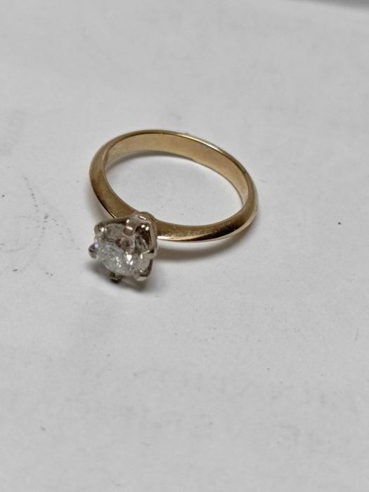 Złoty pierścionek 585 z brylantem 1,40ct (certyfikat )wzór Tiffany