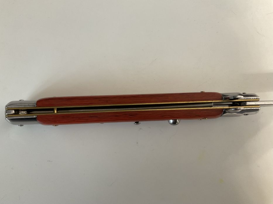 нож стилет итальянский  боевой  режет как скальпель