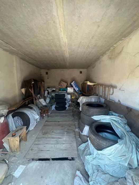 Продається гараж по вул.Кульпарківська