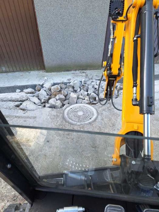 Koparko-ładowarka, minikoparka, wiertnica, młot, fundament, usługi,HDS