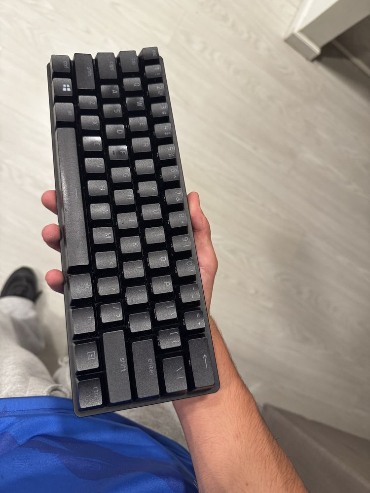 Razer hutsman mini em bom estado