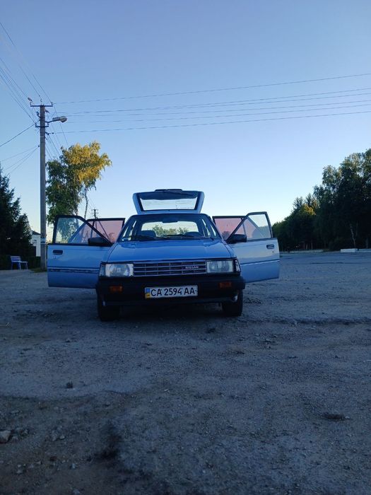 Nissan sunny b11