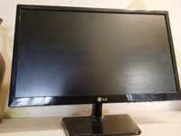 Монітор lg ips 224t  не робочий