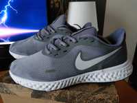 sneakersy Nike revolution