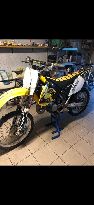 Suzuki rm125 kx cr yz