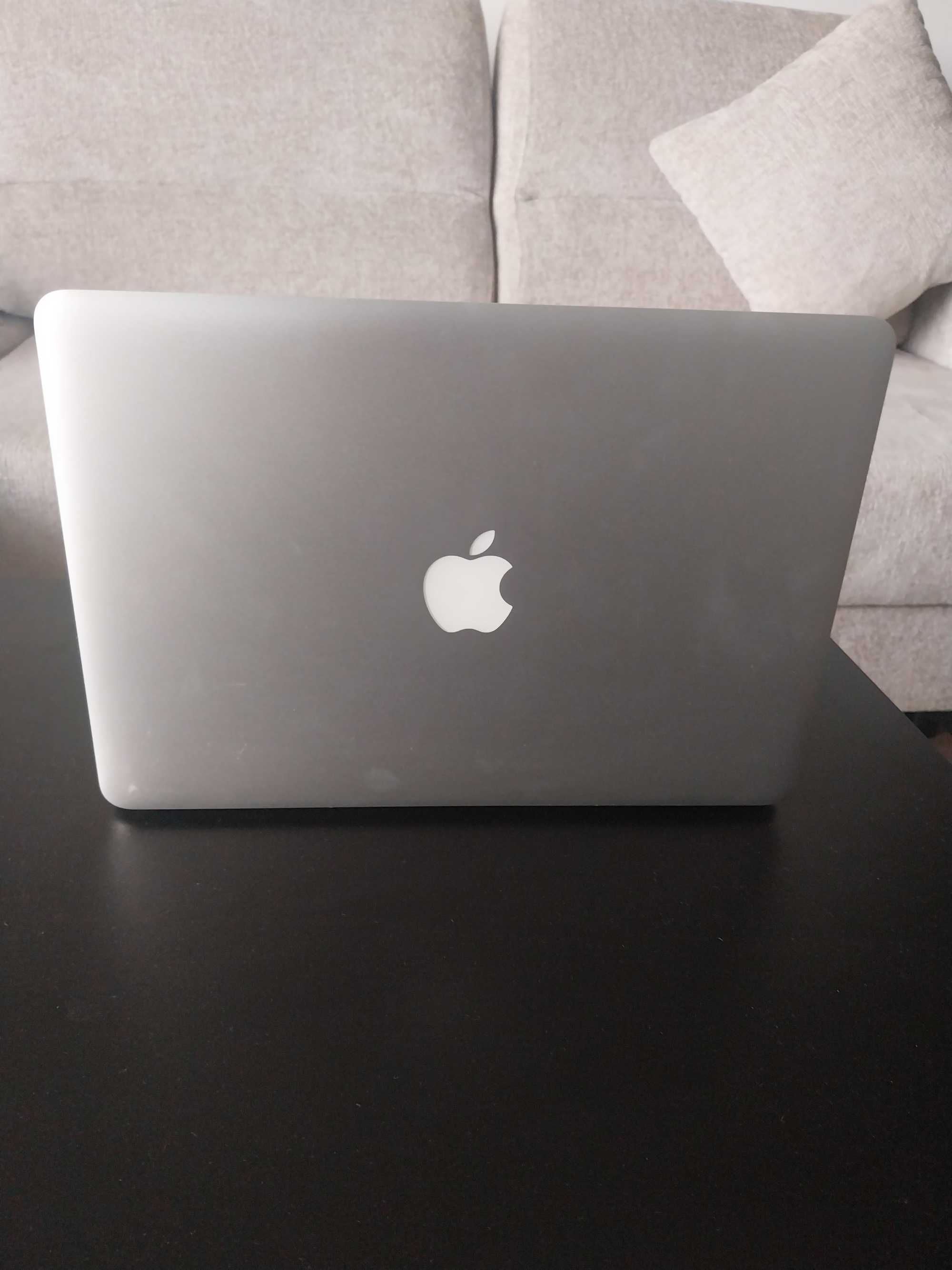 APPLE MACBOOK AIR 13. Stan idealny, nie używany