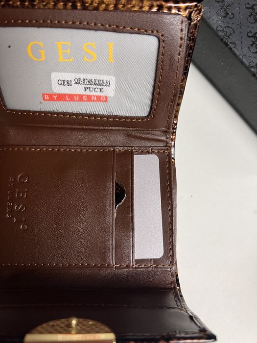 Portfel skórzany 10.5 cm/ 8 cm