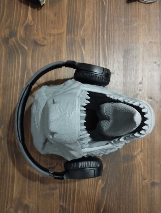 Suporte para headphones Godzilla – impresso em 3D - Parede
