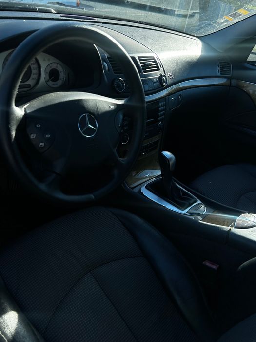 Mercedes-Benz E 220 CDI – 2005

Vendo Mercedes-Benz E 220 CDI de 2005