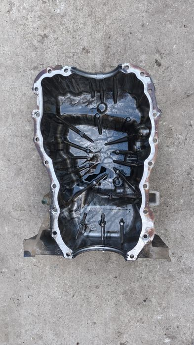 Продам поддон двигателя renault 1.5 дизель k9k