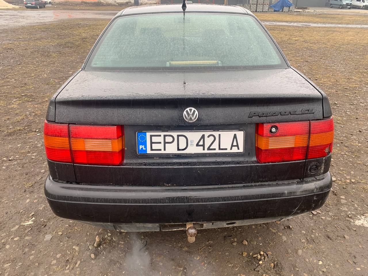 Продам vw passat b4 1.8 газ-бензин на повному ходу