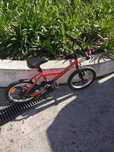 Bicicleta de criança semi nova