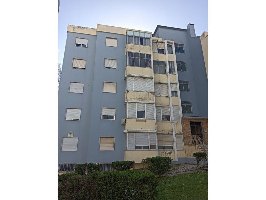 Apartamento T1 com cozinha separada na Reboleira - O Equilíbrio Per...