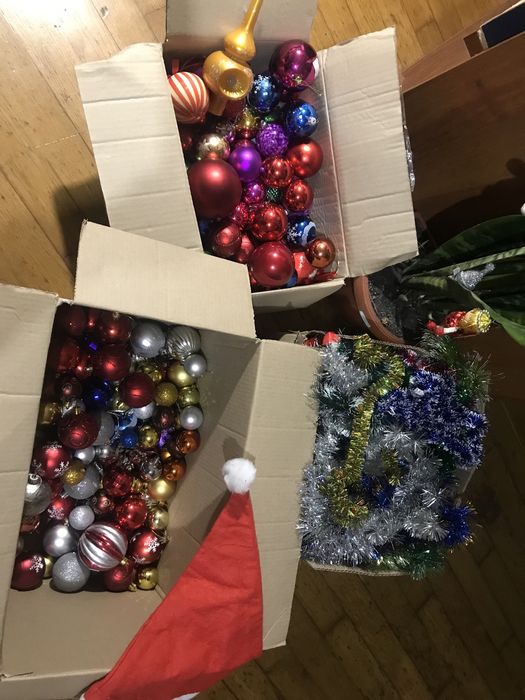 Новорічні іграшки  кульки прикраси ялинкові