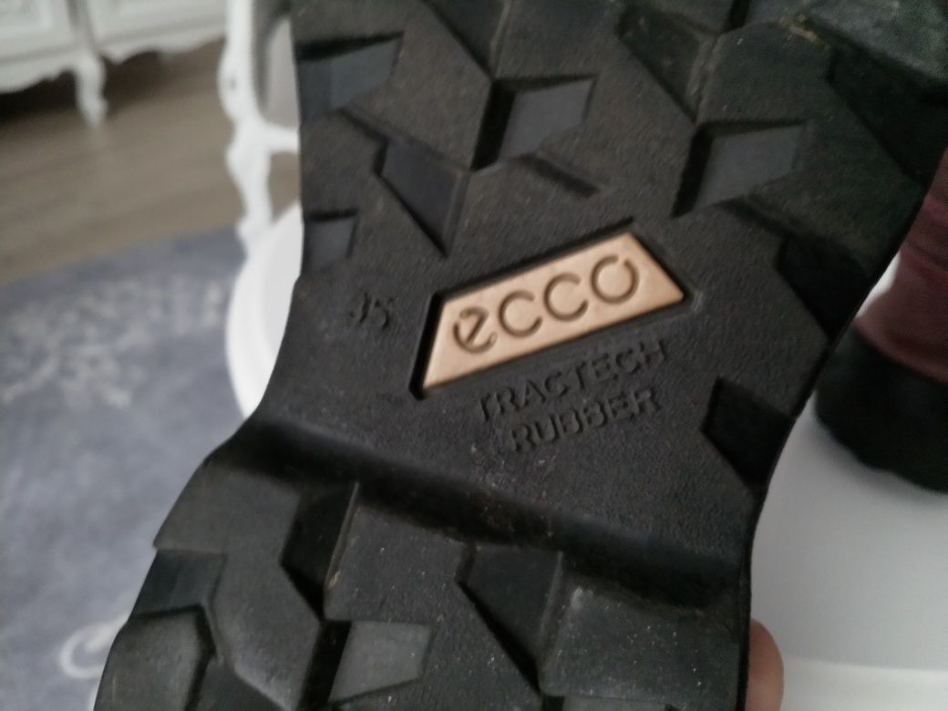 Kozaki - śniegowce Ecco - rozmiar 35