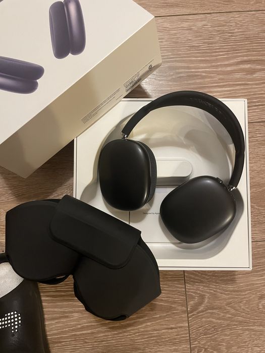 AirPods Max Space grey