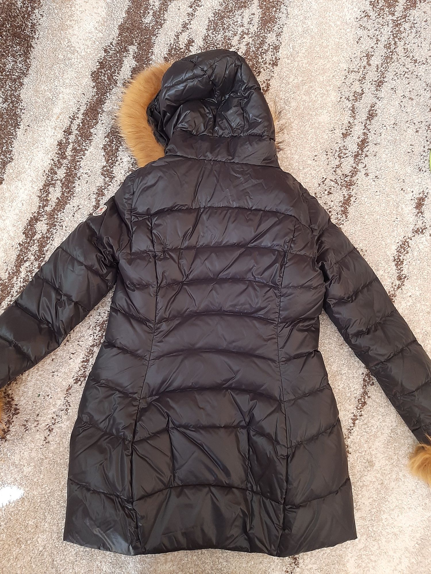 Kurtka puchowa Moncler