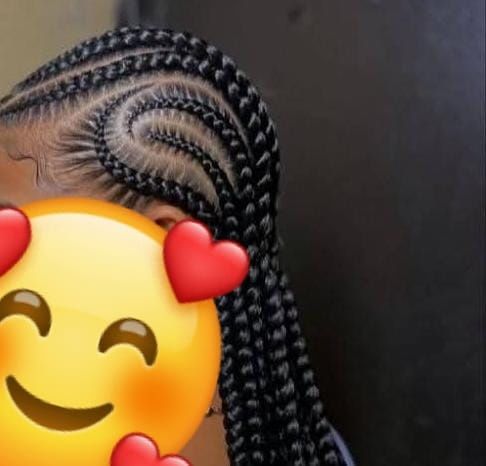 Faço tranças africanas