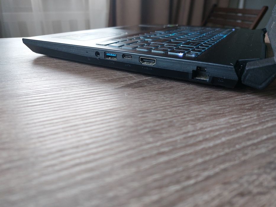 Як новий MSI RTX 4050 144Гц 512 SSD 16 DDR5 два слоти